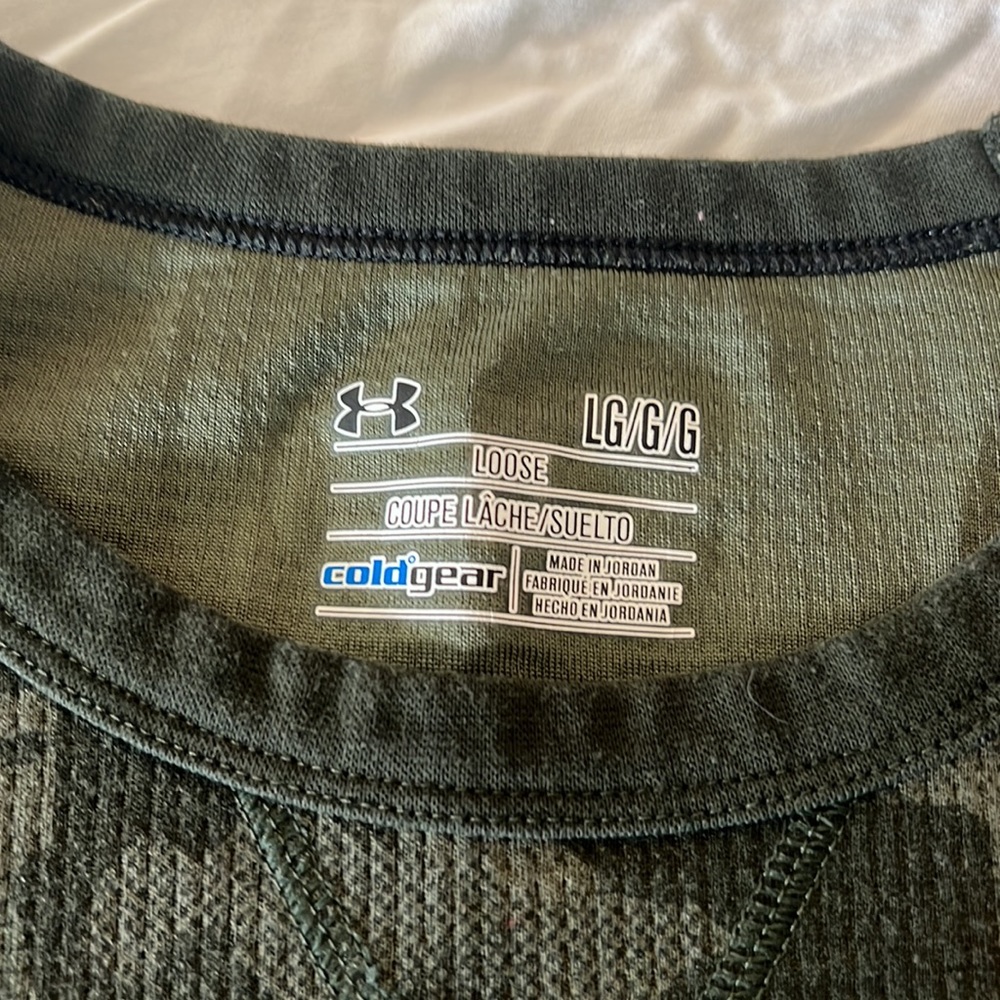 Under Armour cold gear long sleeve top - Picture 2 of 3